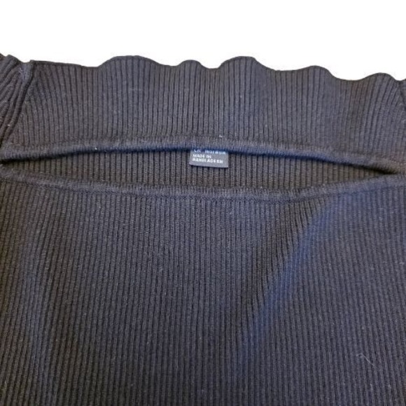Express M Black Off The Shoulder Ribbed Cut Out Crop Top Pullover Chic Bold - Picture 2 of 11